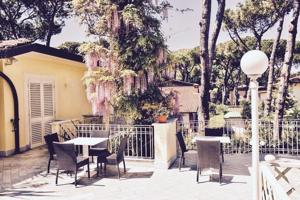 iH Hotels Logos Forte Dei Marmi Esterno foto